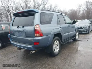 2005 Toyota 4Runner SR5 with VIN JTEBU14R658050952, listed as a IAAI auction lot 41188739 with 255,359 mi miles. Bid and sale history available at carsss.com. Image 4.