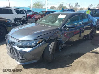 2019 Toyota Avalon Hybrid Limited with VIN 4T1B21FB9KU004539, listed as a IAAI auction lot 41784328 with 99,811 mi miles. Bid and sale history available at carsss.com. Image 17.