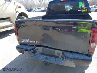 2005 Chevrolet Colorado 1SB LS Z85 with VIN 1GCCS136958164451, listed as a IAAI auction lot 41772973 with 217,108 mi miles. Bid and sale history available at carsss.com. Image 6.