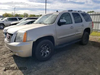 2007 GMC Yukon SLE z VIN 1GKFK13057J367751, wystawiony jako Copart lot #52743445 z przebiegiem 210 292 mil mil oraz Szkoda całkowita • Salvage title. Historia ofert i sprzedaży dostępna na DreamBid. Obrazek 1.