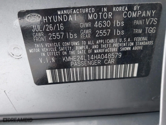 2017 Hyundai Sonata Hybrid SE with VIN KMHE24L14HA048579, listed as a IAAI auction lot 41018016 with 92,342 mi miles. Bid and sale history available at carsss.com. Image 9.