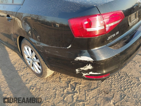 2015 Volkswagen Jetta SE with VIN 3VWD17AJXFM244532, listed as a IAAI auction lot 41769683 with 113,890 mi miles and . Bid and sale history available at DreamBid. Image 6.