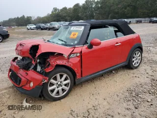 2014 MINI Convertible S with VIN WMWZP3C52ET706143, listed as a Copart auction lot 43184955 with 101,717 mi miles and Salvage Title. Bid and sale history available at DreamBid. Image 1.