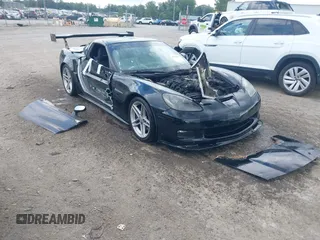 2007 Chevrolet Corvette with VIN 1G1YY25E675113307, listed as a IAAI auction lot 42634033 with Not provided miles and . Bid and sale history available at DreamBid. Image 1.