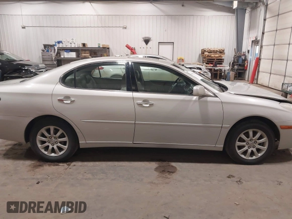 2003 Lexus ES 300 with VIN JTHBF30G530105903, listed as a IAAI auction lot 40929719 with 192,109 mi miles and . Bid and sale history available at DreamBid. Image 13.