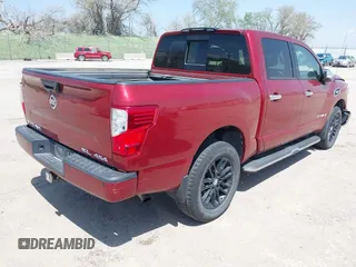 2017 Nissan Titan Platinum Reserve с VIN 1N6AA1E57HN522051, выставлен на аукционе IAAI как лот 42128392 с пробегом 101 378 миль миль и . История ставок и продаж доступна на DreamBid. Изображение 4.