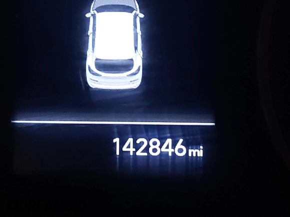2019 Hyundai Tucson Ultimate with VIN KM8J3CAL2KU929121, listed as a IAAI auction lot 40793502 with 142,846 mi miles. Bid and sale history available at carsss.com. Image 15.