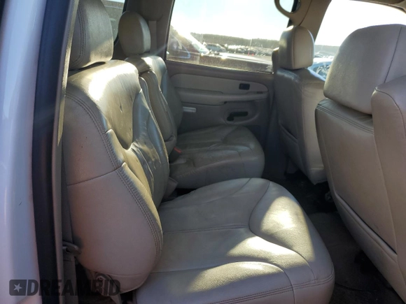 2002 GMC Yukon XL SLT with VIN 3GKFK16Z52G309319, listed as a Copart auction lot 88467795 with 450,230 mi miles and Salvage Title. Bid and sale history available at carsss.com. Image 11.