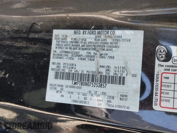 2007 Ford Mustang Deluxe with VIN 1ZVFT80N075253857, listed as a IAAI auction lot 41809040 with Not Provided miles. Bid and sale history available at carsss.com. Image 9.