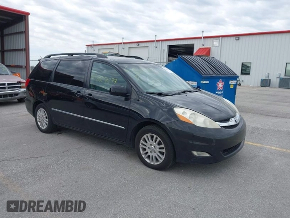 2008 Toyota Sienna XLE with VIN 5TDZK22C18S161342, listed as a IAAI auction lot 42027277 with 198,489 mi miles. Bid and sale history available at carsss.com. Image 1.