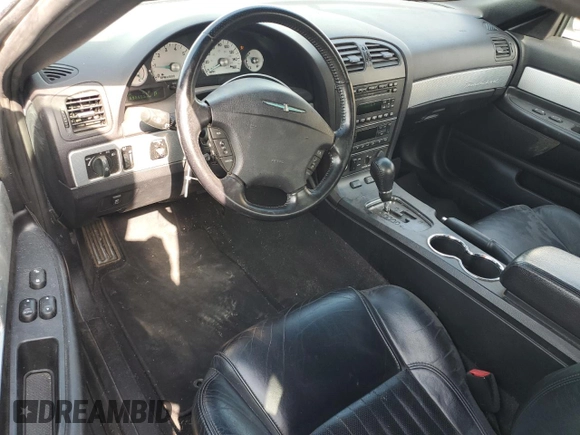 2004 Ford Thunderbird Deluxe z VIN 1FAHP60A14Y103516, wystawiony jako Copart lot #52055585 z przebiegiem 69 655 mil mil oraz Szkoda całkowita • Salvage title. Historia ofert i sprzedaży dostępna na DreamBid. Obrazek 8.