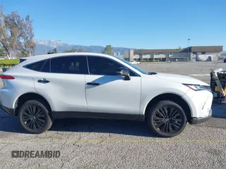 2023 Toyota Venza LE z VIN JTEAAAAH8PJ144374, wystawiony jako IAAI lot #41860924 z przebiegiem 23 281 mil mil oraz . Historia ofert i sprzedaży dostępna na DreamBid. Obrazek 13.