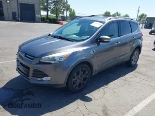 2014 Ford Escape Titanium с VIN 1FMCU0J95EUC22897, выставлен на аукционе IAAI как лот 42204135 с пробегом 144 534 миль миль и . История ставок и продаж доступна на DreamBid. Изображение 18.