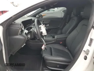 2024 Mercedes-Benz CLA 250 z VIN W1K5J4GB7RN468802, wystawiony jako Copart lot #59939375 z przebiegiem 7 665 mil mil oraz Szkoda całkowita • Salvage title. Historia ofert i sprzedaży dostępna na DreamBid. Obrazek 7.