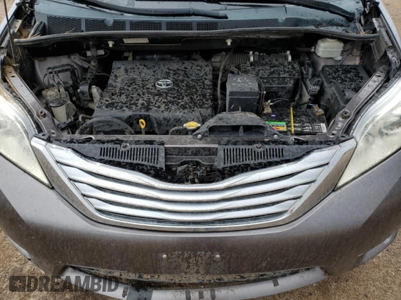 2012 Toyota Sienna XLE with VIN 5TDDK3DC6CS042627, listed as a Copart auction lot 66287715 with 161,548 mi miles and Clean title. Bid and sale history available at DreamBid. Image 12.