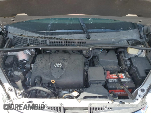 2018 Toyota Sienna XLE Auto Access Seat with VIN 5TDYZ3DC9JS916091, listed as a Copart auction lot 57576615 with 90,967 mi miles and Salvage title. Bid and sale history available at DreamBid. Image 12.