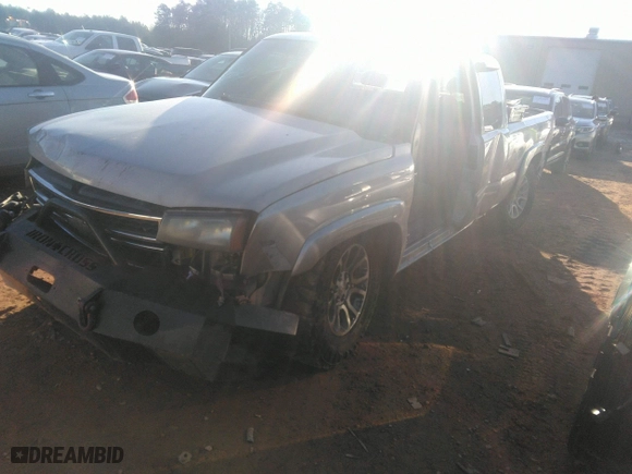 2006 Chevrolet Silverado 1500 LT2 with VIN 1GCEK19B56Z246279, listed as a IAAI auction lot 41315713 with 1 mi miles. Bid and sale history available at carsss.com. Image 17.