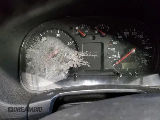 2003 Volkswagen Jetta с VIN 3VWSP29M33M115597, выставлен на аукционе Copart как лот 45337765 с пробегом Не указан миль и Списание • Salvage title. История ставок и продаж доступна на DreamBid. Изображение 9.