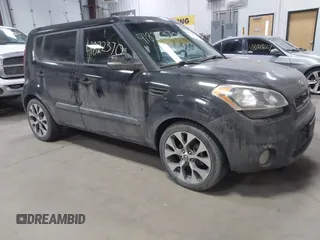 2013 Kia Soul + with VIN KNDJT2A62D7751897, listed as a IAAI auction lot 41822370 with 164,563 mi miles and . Bid and sale history available at DreamBid. Image 1.