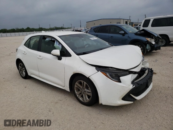 2021 Toyota Corolla Hatchback SE with VIN JTND4MBE1M3142847, listed as a Copart auction lot 51584914 with 55,548 mi miles and Salvage Title. Bid and sale history available at carsss.com. Image 4.