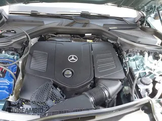 2025 Mercedes-Benz GLC 300 z VIN W1NKM4HB7SF357792, wystawiony jako IAAI lot #42177374 z przebiegiem 982 mil mil oraz . Historia ofert i sprzedaży dostępna na DreamBid. Obrazek 10.