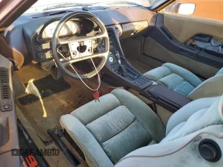 1982 Porsche 928 z VIN WP0JA0928CS822382, wystawiony jako Copart lot #86029344 z przebiegiem 131 065 mil mil oraz Tytuł czysty. Historia ofert i sprzedaży dostępna na DreamBid. Obrazek 8.