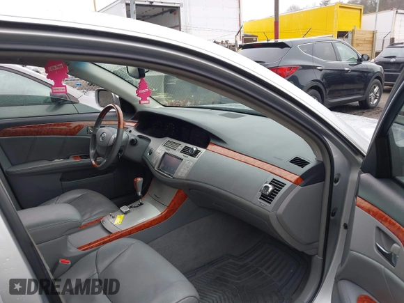 2007 Toyota Avalon XL with VIN 4T1BK36B47U180305, listed as a IAAI auction lot 41620588 with 137,911 mi miles and . Bid and sale history available at DreamBid. Image 5.