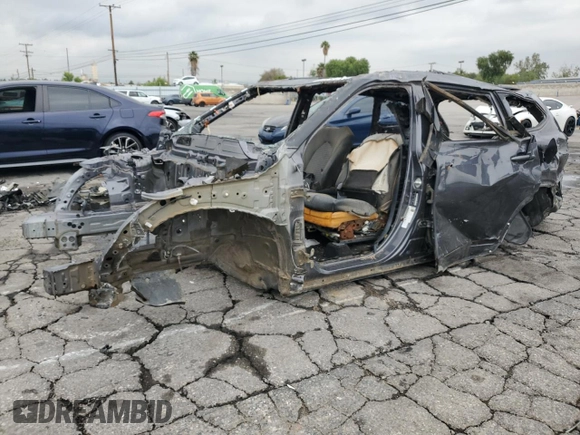 2022 Toyota Highlander XSE z VIN 5TDJZRBH9NS213244, wystawiony jako Copart lot #55754315 z przebiegiem Nie podano mil oraz Szkoda całkowita • Salvage title. Historia ofert i sprzedaży dostępna na DreamBid. Obrazek 1.