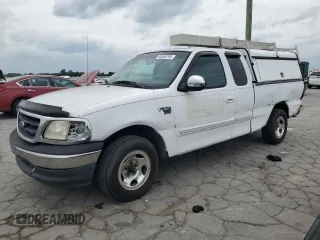 2000 Ford F-150 XL z VIN 1FTRX17W6YNA22330, wystawiony jako Copart lot #55559795 z przebiegiem Nie podano mil oraz Szkoda całkowita • Salvage title. Historia ofert i sprzedaży dostępna na DreamBid. Obrazek 1.