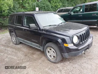 2011 Jeep Patriot Sport z VIN 1J4NT1GB3BD146294, wystawiony jako IAAI lot #42523267 z przebiegiem 199 497 mil mil oraz . Historia ofert i sprzedaży dostępna na DreamBid. Obrazek 1.