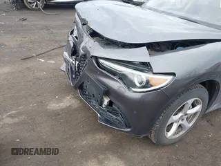 2019 Alfa Romeo Stelvio z VIN ZASPAKAN8K7C40495, wystawiony jako IAAI lot #41693705 z przebiegiem 36 415 mil mil oraz . Historia ofert i sprzedaży dostępna na DreamBid. Obrazek 6.