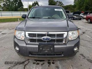 2012 Ford Escape XLT с VIN 1FMCU9DGXCKB34077, выставлен на аукционе Copart как лот 71502944 с пробегом 297 902 миль миль и Списание • Salvage title. История ставок и продаж доступна на DreamBid. Изображение 5.