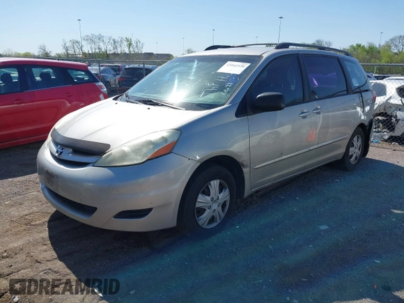 2006 Toyota Sienna CE with VIN 5TDZA23C36S419262, listed as a IAAI auction lot 42042520 with 202,686 mi miles. Bid and sale history available at carsss.com. Image 2.