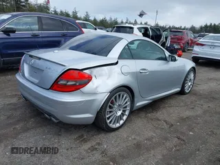 2006 Mercedes-Benz SLK 55 AMG with VIN WDBWK73F76F113039, listed as a IAAI auction lot 41982848 with 70,019 mi miles and . Bid and sale history available at DreamBid. Image 4.