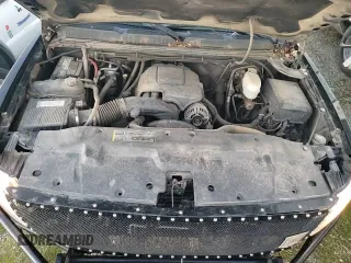 2007 Chevrolet Silverado 2500HD 1LT z VIN 1GCHK23K97F549113, wystawiony jako Copart lot #82688564 z przebiegiem 151 584 mil mil oraz Szkoda całkowita • Salvage title. Historia ofert i sprzedaży dostępna na DreamBid. Obrazek 14.