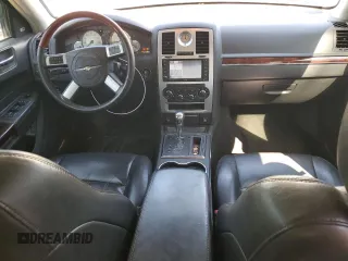2009 Chrysler 300 с VIN 2C3LK63T89H513431, выставлен на аукционе Copart как лот 44543625 с пробегом 147 605 миль миль и Списание • Salvage title. История ставок и продаж доступна на DreamBid. Изображение 8.