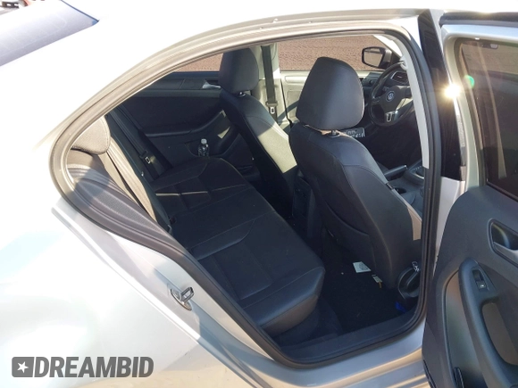 2012 Volkswagen Jetta SE with VIN 3VWDP7AJ3CM309327, listed as a IAAI auction lot 42053827 with 139,802 mi miles and . Bid and sale history available at DreamBid. Image 8.