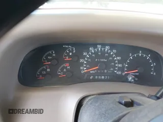 1999 Ford F-250 XL with VIN 1FTNX21S1XEB11876, listed as a IAAI auction lot 42445236 with 211,994 mi miles and . Bid and sale history available at DreamBid. Image 7.