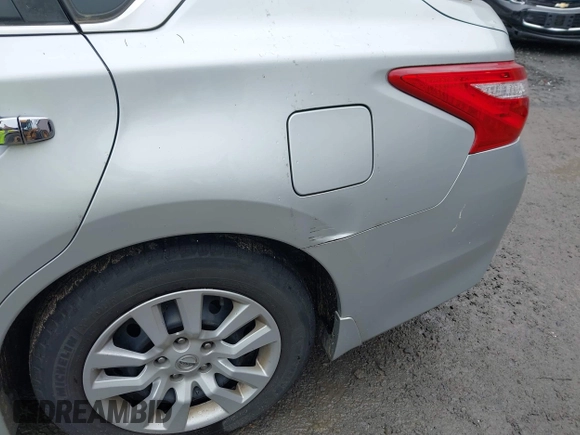 2017 Nissan Altima SR with VIN 1N4AL3AP9HC229429, listed as a IAAI auction lot 42478807 with 147,831 mi miles and . Bid and sale history available at DreamBid. Image 17.