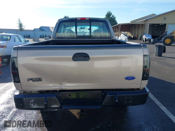 1997 Ford F-150 XL with VIN 1FTDX18W7VKB72498, listed as a IAAI auction lot 41390245 with 55,945 mi miles. Bid and sale history available at carsss.com. Image 17.