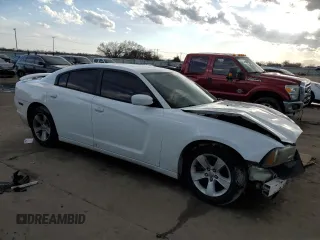 2013 Dodge Charger SE z VIN 2C3CDXBG2DH596898, wystawiony jako Copart lot #45524265 z przebiegiem 217 115 mil mil oraz Szkoda całkowita • Salvage title. Historia ofert i sprzedaży dostępna na DreamBid. Obrazek 4.