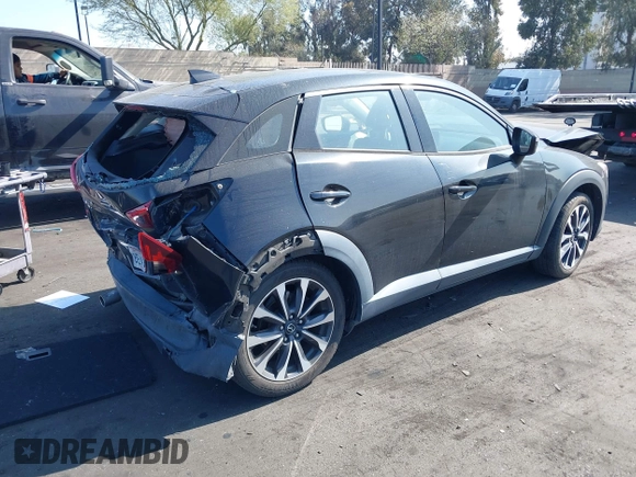 2019 Mazda CX-3 Touring with VIN JM1DKDC7XK1406974, listed as a IAAI auction lot 42047455 with 68,313 mi miles. Bid and sale history available at carsss.com. Image 4.