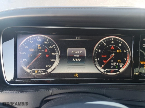 2015 Mercedes-Benz S-Class S 63 AMG with VIN WDDUG7JB2FA070548, listed as a Copart auction lot 81078264 with 33,880 mi miles and Salvage Title. Bid and sale history available at carsss.com. Image 9.