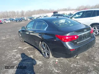2015 Infiniti Q50 Premium z VIN JN1BV7AR9FM416956, wystawiony jako IAAI lot #41149753 z przebiegiem 81 888 mil mil oraz . Historia ofert i sprzedaży dostępna na DreamBid. Obrazek 3.
