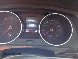 2020 Volkswagen Tiguan S z VIN 3VV1B7AX1LM110352, wystawiony jako IAAI lot #42224581 z przebiegiem 60 597 mil mil oraz . Historia ofert i sprzedaży dostępna na DreamBid. Obrazek 7.