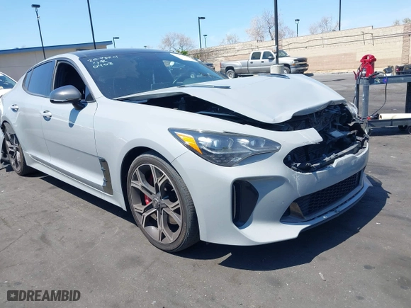 2018 Kia Stinger GT1 with VIN KNAE45LC7J6034168, listed as a IAAI auction lot 41979658 with 111,854 mi miles. Bid and sale history available at carsss.com. Image 1.