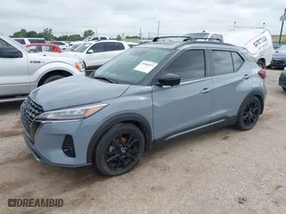 2022 Nissan Kicks SR with VIN 3N1CP5DV4NL515026, listed as a IAAI auction lot 39906023 with 60,227 mi miles. Bid and sale history available at carsss.com. Image 2.