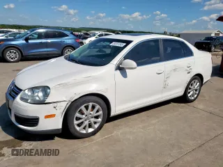 2010 Volkswagen Jetta Limited Edition z VIN 3VWRX7AJ0AM066370, wystawiony jako Copart lot #54151345 z przebiegiem 146 861 mil mil oraz Czysty tytuł • Clean title. Historia ofert i sprzedaży dostępna na DreamBid. Obrazek 1.