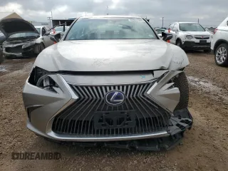 2020 Lexus ES 300h with VIN 58AD21B19LU007702, listed as a Copart auction lot 62045245 with 24,943 mi miles and Salvage title. Bid and sale history available at DreamBid. Image 5.