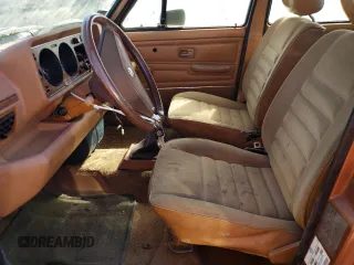1980 Volkswagen Rabbit z VIN 17A0947753, wystawiony jako Copart lot #51306594 z przebiegiem 108 669 mil mil oraz Tytuł czysty. Historia ofert i sprzedaży dostępna na DreamBid. Obrazek 7.